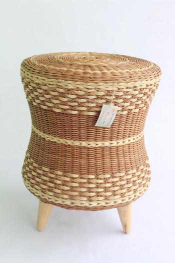  Stool LTM 1637